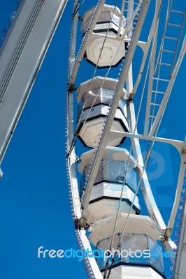 Cardiff/uk - August 27 : Ferris Wheel In Cardiff On August 27, 2… Stock Photo