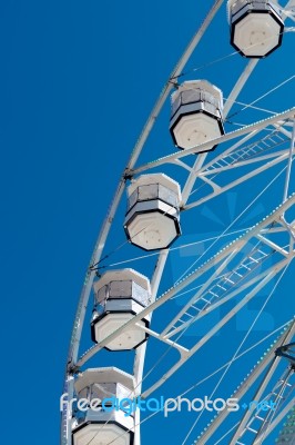 Cardiff/uk - August 27 : Ferris Wheel In Cardiff On August 27, 2… Stock Photo