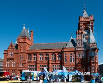 Cardiff/uk - August 27 : Pierhead Building In Cardiff On August Stock Photo