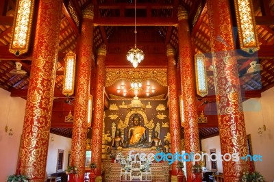 Chiang Rai, Thailand - December 20, 2017: Inside View Of Hong Luang Sang Kaew Museum In Wat Phra Kaew Chiang Rai. This Museum Is A Part Of Wat Phra Kaew Chiang Rai. It's A Famous Place For Chiang Rai Trip Stock Photo