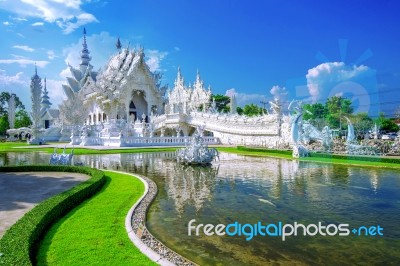 Chiang Rai, Thailand - Octuber 20 , 2016: Wat Rong Khun Temple (white Temple) In Chiang Rai, Thailand Stock Photo