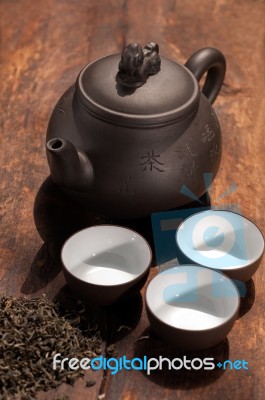 Chinese Green Tea Pot And Cups Stock Photo