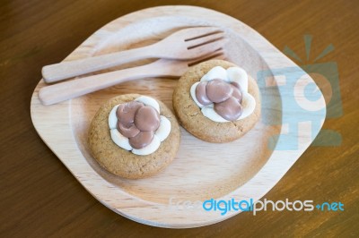 Chocolate And Marshmallow Cookie On Wooden Plate Stock Photo