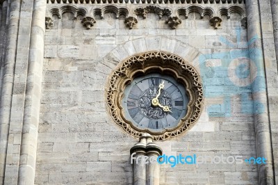 Clock At St Stephans Cathedral In Vienna Stock Photo