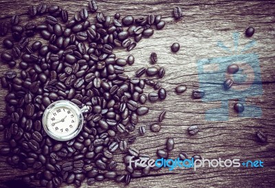 Coffee Time , Roasted Coffee Beans, Can Be Used As A Background Stock Photo