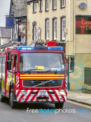 Conwy, Wales/uk - October 8 : Fire Engine On A Shout In Conwy Wa… Stock Photo