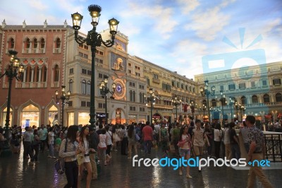 Cotai Strip Macau China-august 22 Visitor  Walking And Enjoy To Stock Photo