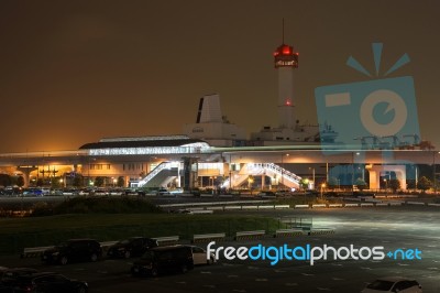 Daiba Train Station In Tokyo Stock Photo