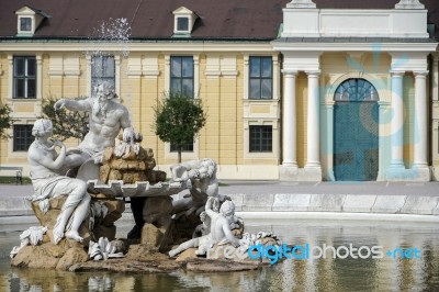 Danube, Inn, And Enns Statues At The Schonbrunn Palace In Vienna… Stock Photo