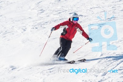 Deogyusan,korea - January 1: Skier Skiing On Deogyusan Ski Resort In Winter,south Korea On January 1, 2016 Stock Photo