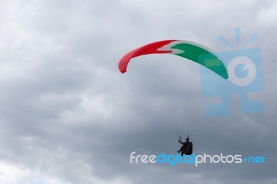 Devils Dyke, Brighton/sussex - July 22 : Paragliding At Devil's Stock Photo