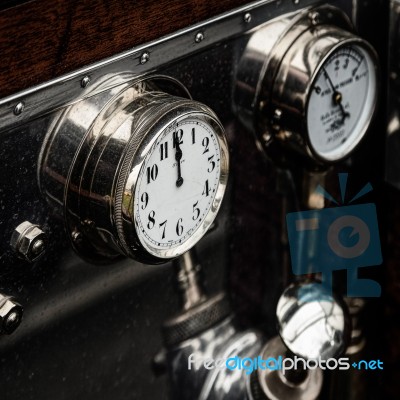 Dials And Guages On An Old Rolls Royce Stock Photo