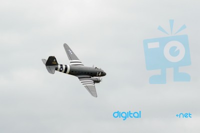 Douglas C-47a Skytrain N147dc Flying Over Shoreham Airfield Stock Photo