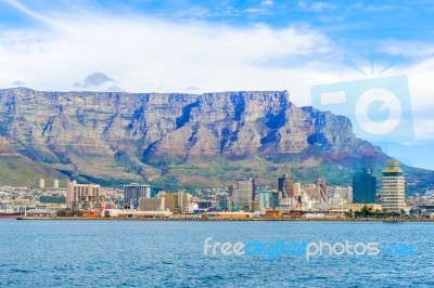 Downtown Cape Town With Table Mountain Stock Photo