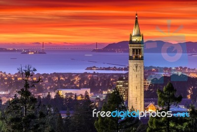 Dramatic Sunset Over San Francisco Bay And The Campanile Stock Photo