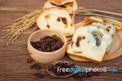 Dry Raisin With Bread Stock Photo