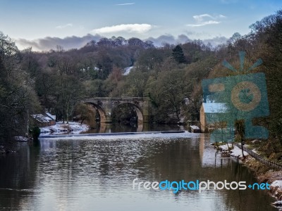 Durham, County Durham/uk - January 19 : View Along The River Wea… Stock Photo