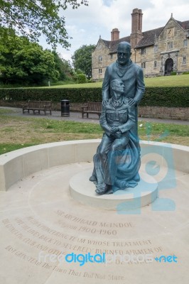 East Grinstead, West Sussex/uk - June 13 : Mcindoe Memorial In E… Stock Photo