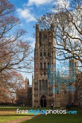 Ely, Cambridgeshire/uk - November 22 : Exterior View Of Ely Cath… Stock Photo