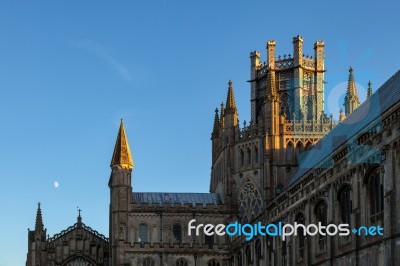 Ely, Cambridgeshire/uk - November 23 : Exterior View Of Ely Cath… Stock Photo