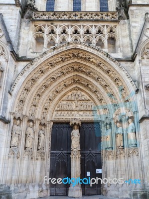 Entrance Arch Of The Cathedral Of St Andrew In Bordeaux Stock Photo