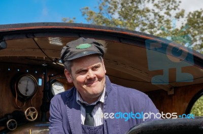 Fireman Of The C Class Locomotive At Sheffield Park Station East… Stock Photo