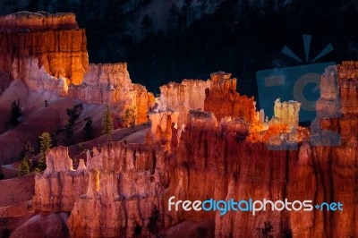 First Rays Of The Sun Striking Bryce Canyon Stock Photo