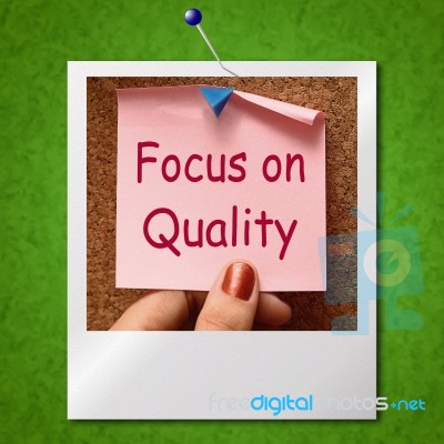 Focus On Quality Note Photo Shows Excellence And Satisfaction Gu… Stock Image