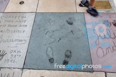 Frank Sinatra Signature And Handprints Hollywood Stock Photo