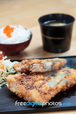 Fried Fish And Salad Stock Photo