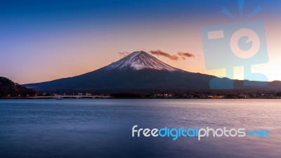 Fuji Mountain And Kawaguchiko Lake At Sunset, Autumn Seasons Fuji Mountain At Yamanachi In Japan Stock Photo