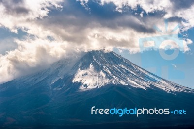 Fuji Mountain At Kawaguchiko Lake, Japan Stock Photo