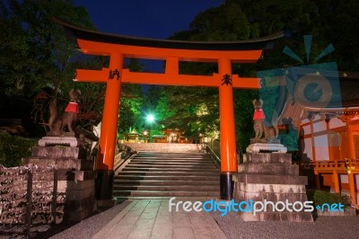 Fushimi Inari Taisha Head Shrine At Twilight Stock Photo