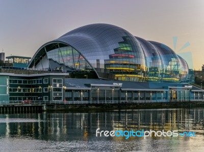 Gateshead, Tyne And Wear/uk - January 20 : View Of The Sage Buil… Stock Photo