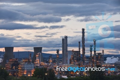 Grangemouth Oil Refinery Complex Stock Photo