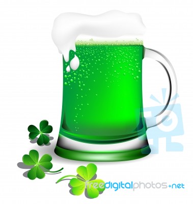 Green Beer In Glassware With Shamrock Leaves Stock Image