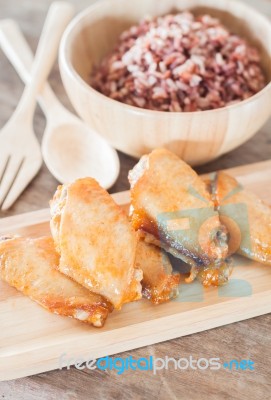 Grilled Chicken Wings With Multi Grains Berry Rice Stock Photo