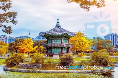 Gyeongbokgung Palace In Autumn,south Korea Stock Photo