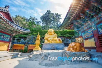 Haedong Yonggungsa Temple And Haeundae Sea In Busan, South Korea… Stock Photo