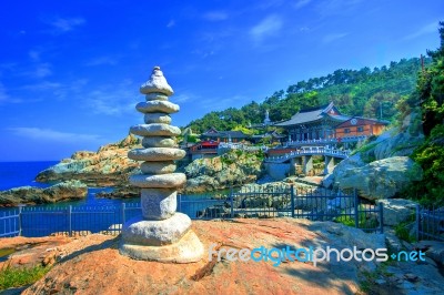 Haedong Yonggungsa Temple And Haeundae Sea In Busan, South Korea… Stock Photo