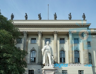 Helmholtz Statue Outside Humboldt University In Berlin Stock Photo