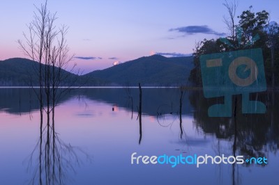 Hinze Dam At Dusk Stock Photo