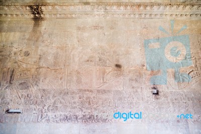 Historic Khmer Bas-relief At Angkor Wat Temple, Cambodia Stock Photo