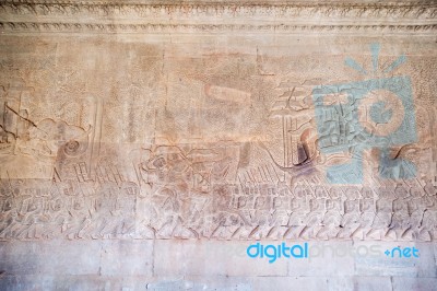 Historic Khmer Bas-relief At Angkor Wat Temple, Cambodia Stock Photo