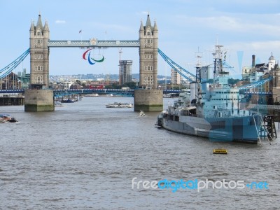 Hms Belfast And Tower Bridge Stock Photo