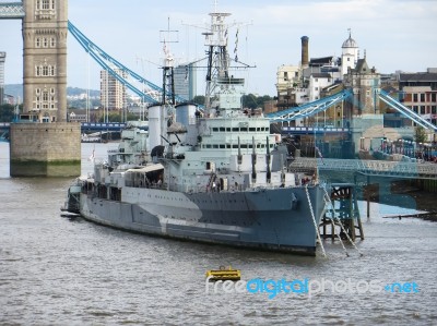 Hms Belfast And Tower Bridge Stock Photo