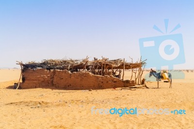 House On The Sahara Desert Stock Photo