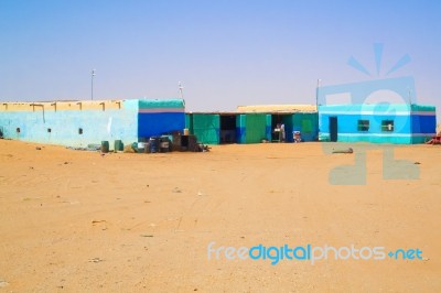 House On The Sahara Desert Stock Photo