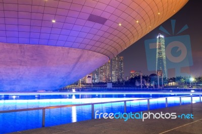 Incheon, South Korea - September 19 : Songdo Central Park Is The Green Space Plan,inspired By Nyc. Photo Taken September 19,2015 In Incheon, South Korea Stock Photo