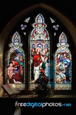 Interior View Of St Peter Ad Vincula Church In Wisborough Green Stock Photo